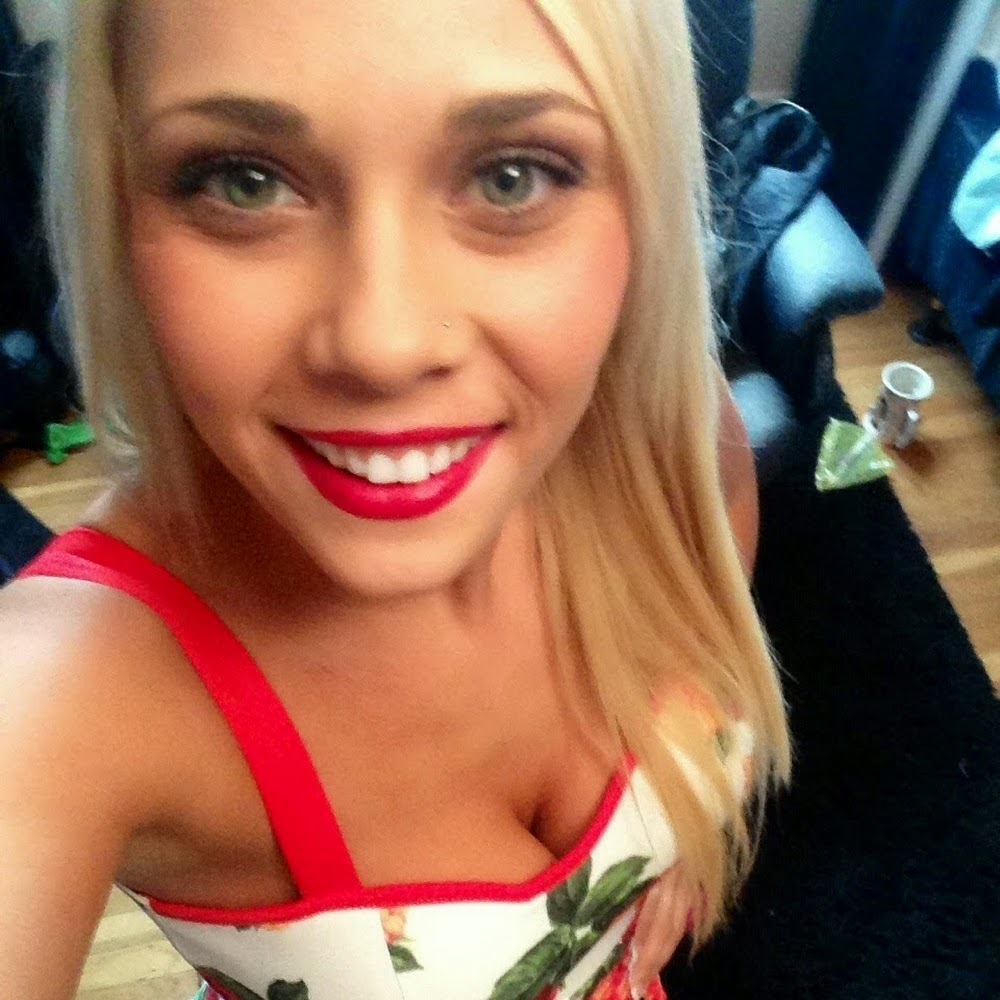 Meet your Posher, Angela